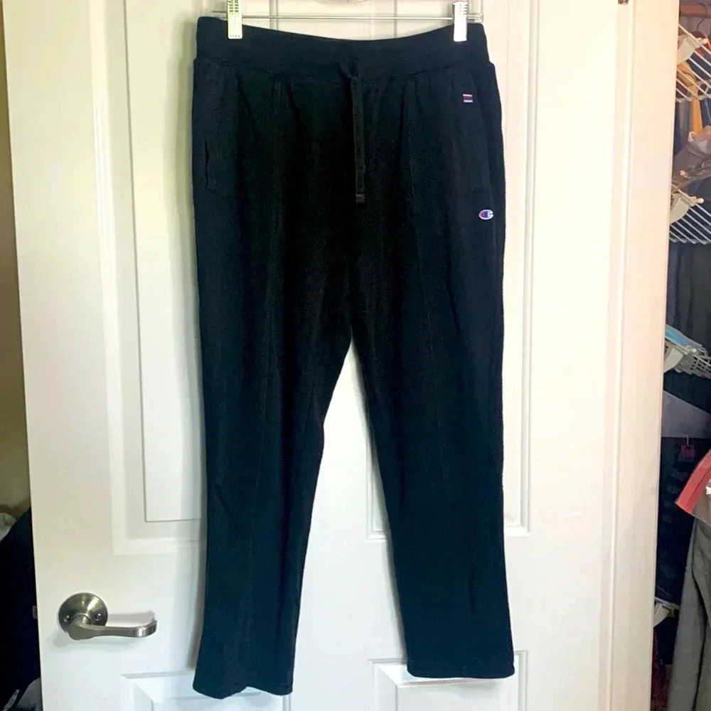 EUC WOMENS CHAMPION black pullon sweatpants size medium